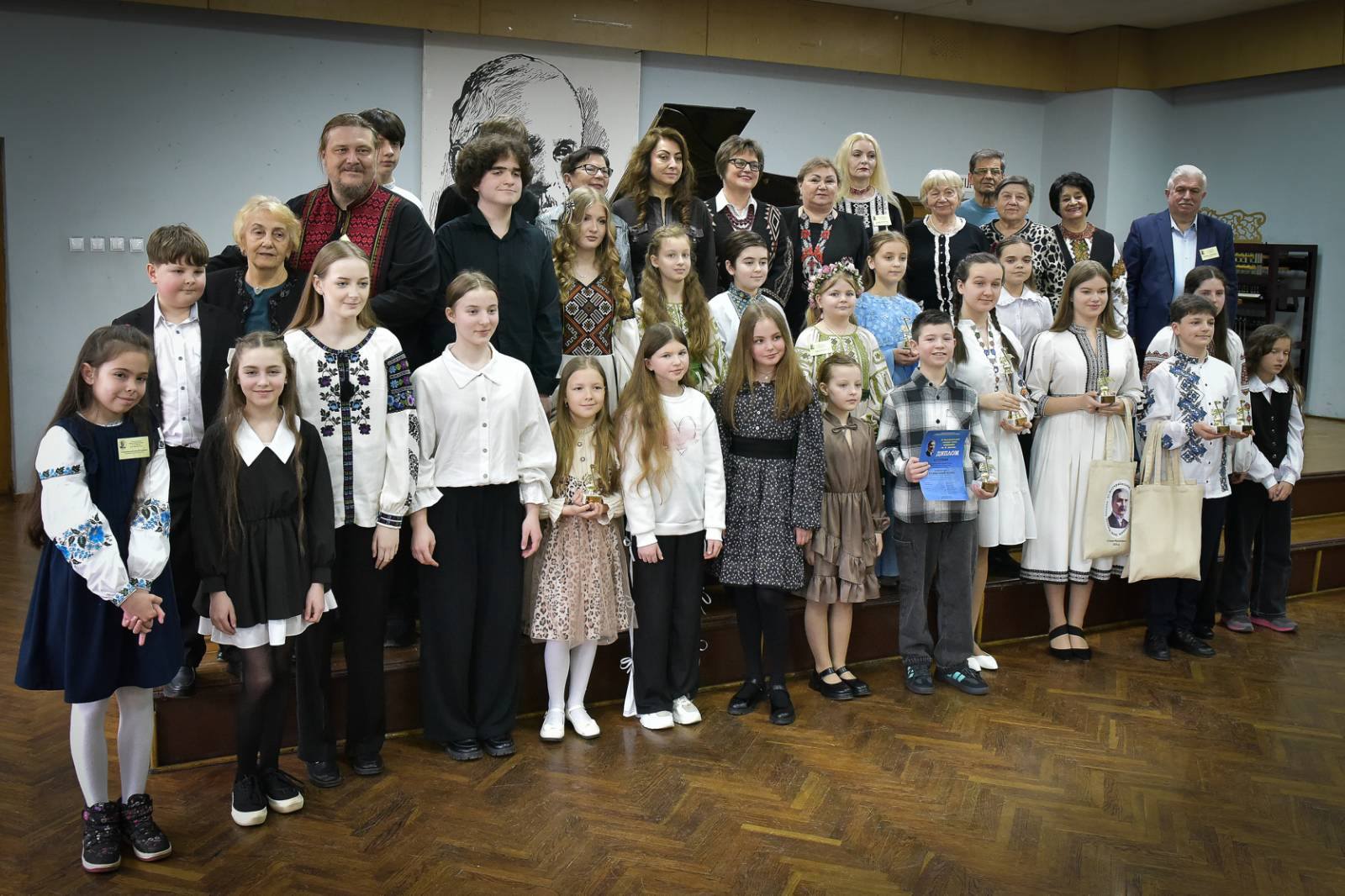 ХІ ВСЕУКРАЇНСЬКИЙ КОНКУРС ЮНИХ ВИКОНАВЦІВ ІМЕНІ МИКОЛИ ЛИСЕНКА  ПРОЙШОВ У ІВАНО-ФРАНКІВСЬКУ