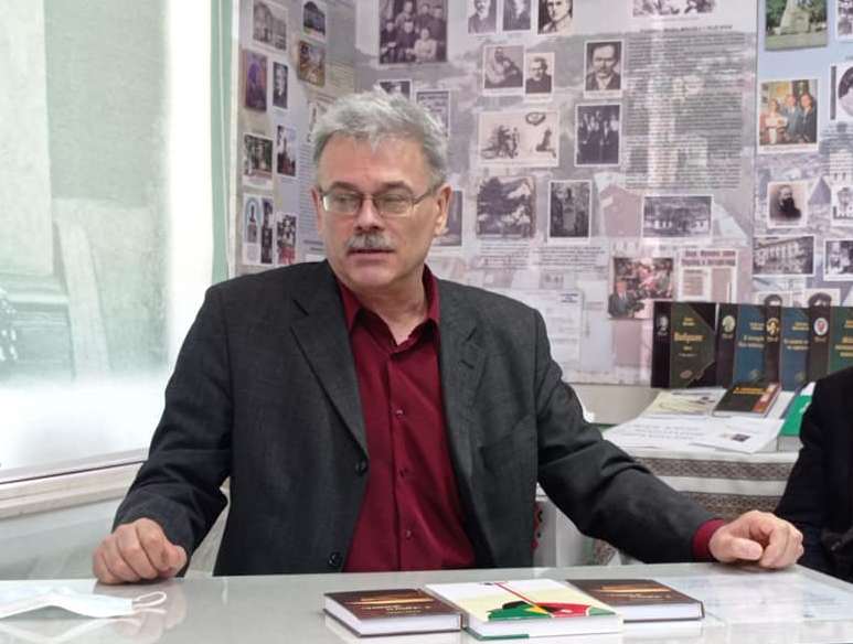 У БІБЛІОТЕЦІ ВІДБУЛАСЯ ЮВІЛЕЙНА ЗУСТРІЧ З ЄВГЕНОМ БАРАНОМ