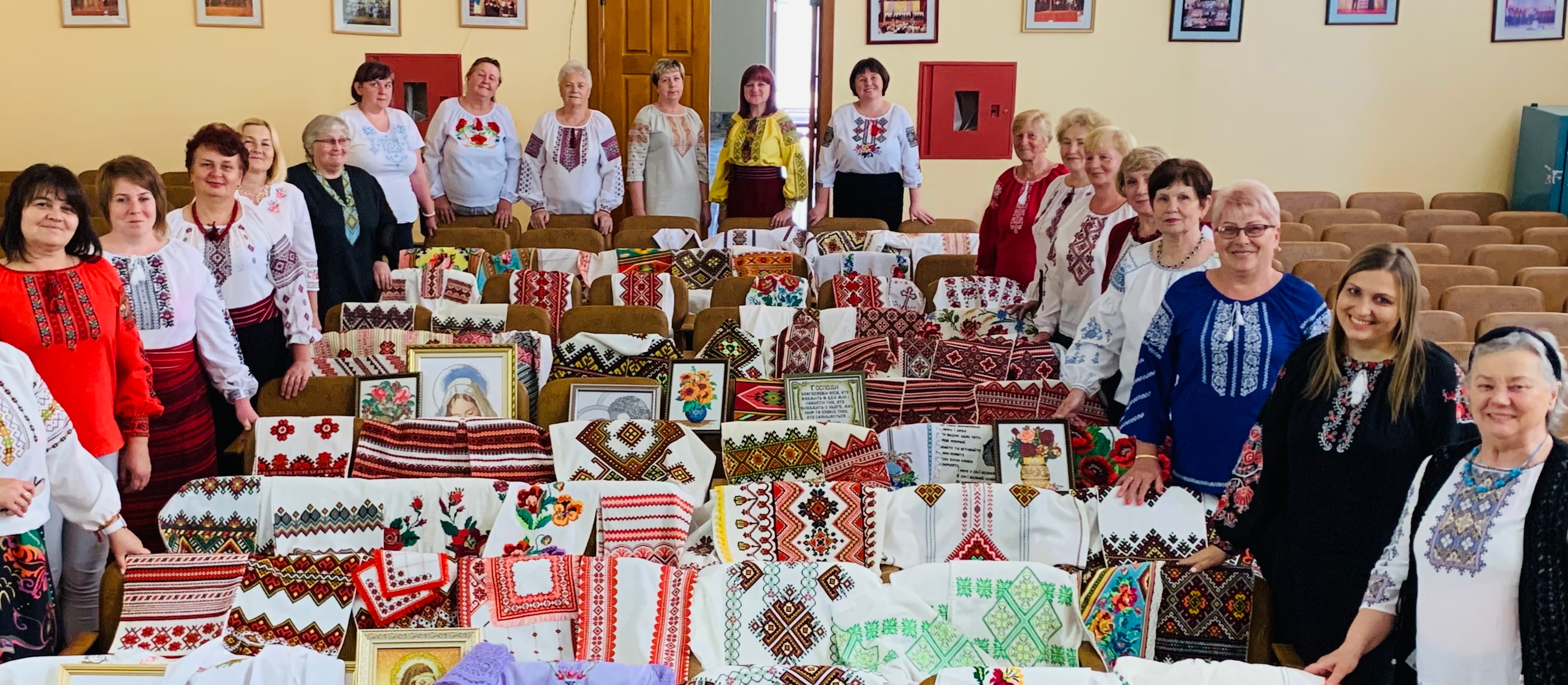 ВИШИВКА ЄДНАЄ ВОВЧИНЦІ