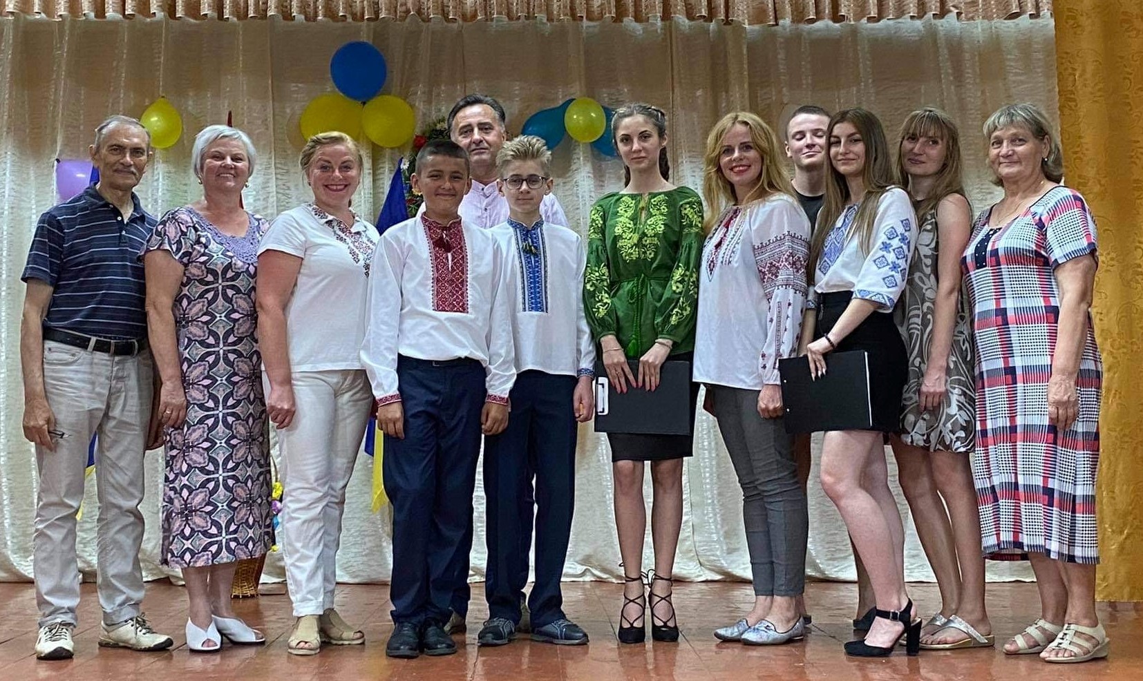 ДЕНЬ КОНСТИТУЦІЇ УКРАЇНИ У СЕЛАХ ІВАНО-ФРАНКІВСЬКОЇ МТГ