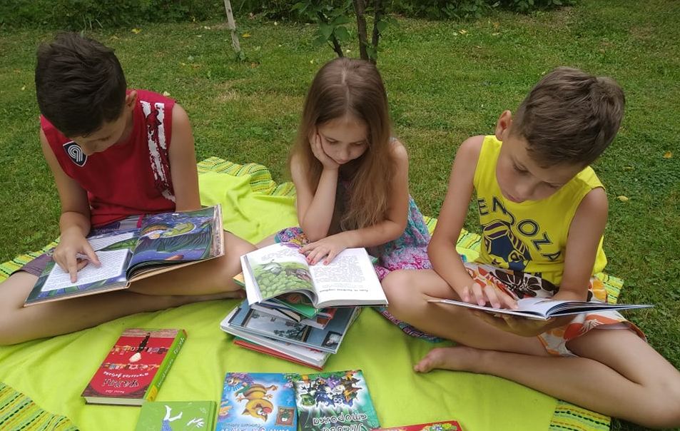 ЛІТО – ЧАС ДЛЯ ГАРНОЇ КНИГИ