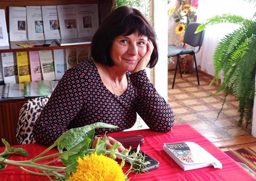 ПРЕЗЕНТАЦІЯ НОВОЇ КНИГИ СВІТЛАНИ ТКАЧУК У ТИСМЕНИЧАНАХ