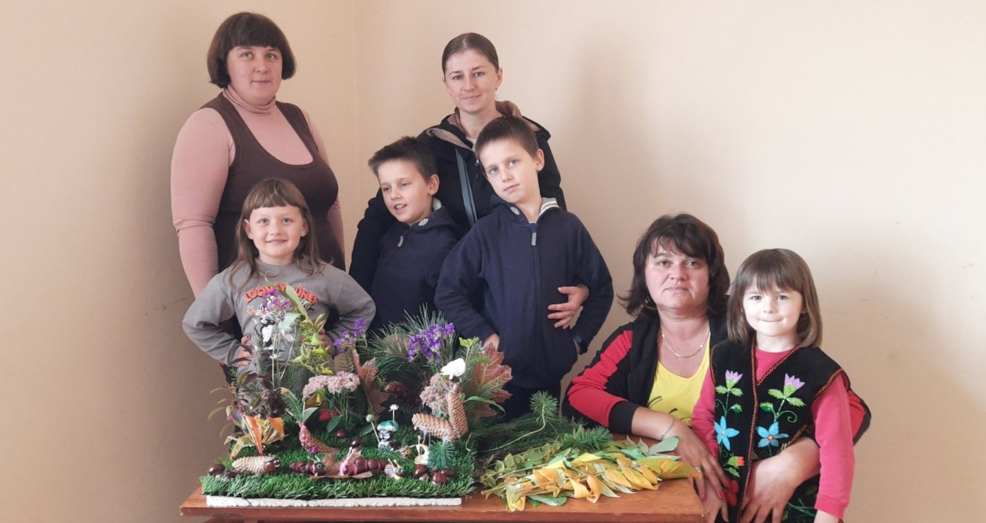ЗАСІДАННЯ КЛУБУ РУКОДІЛЬНИКІВ "HAND MADE" БУДИНКУ КУЛЬТУРИ С. ВОВЧИНЕЦЬ