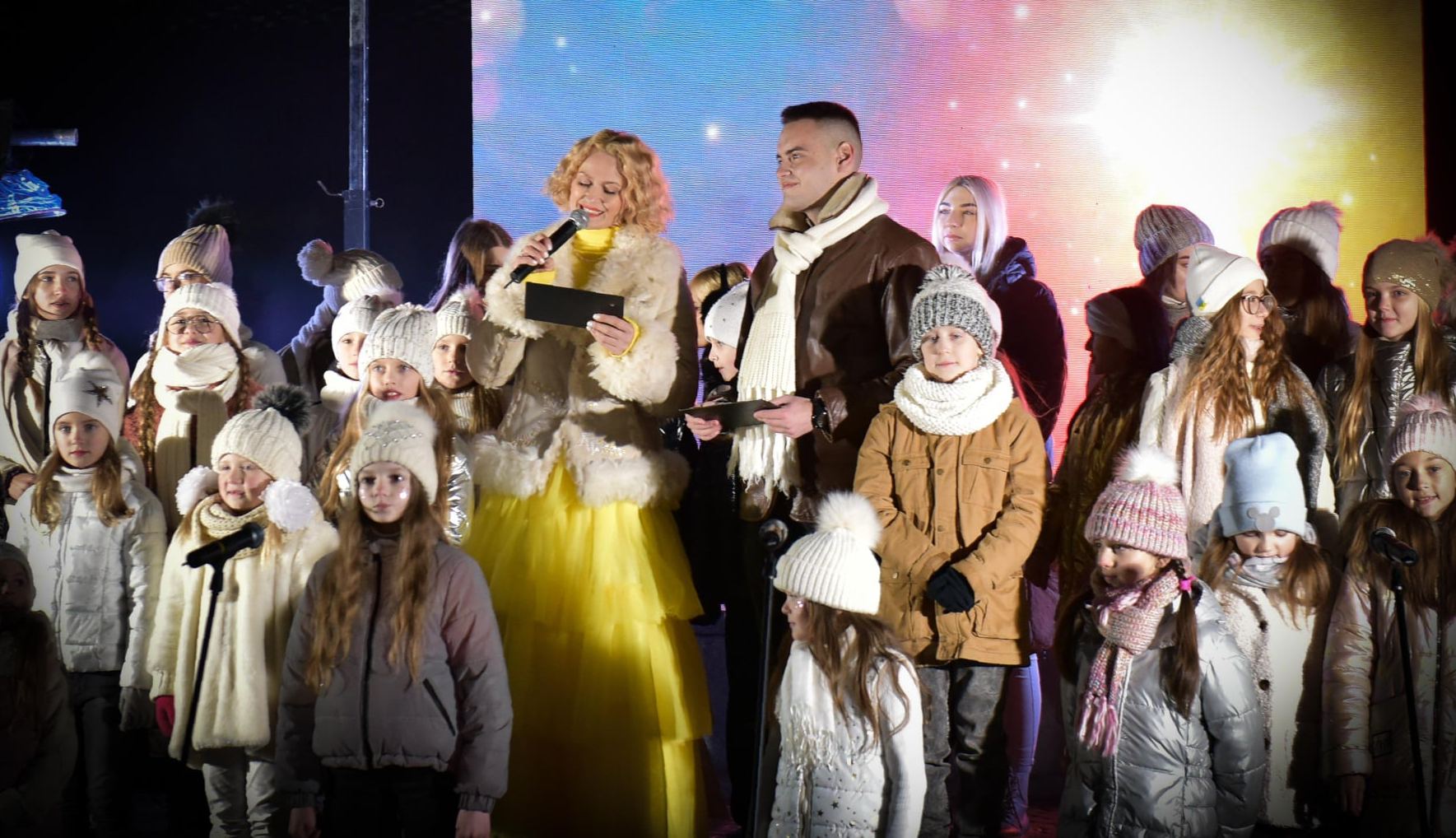 ЗАСЯЯЛА ЦЕНТРАЛЬНА ЯЛИНКА ІВАНО-ФРАНКІВСЬКА