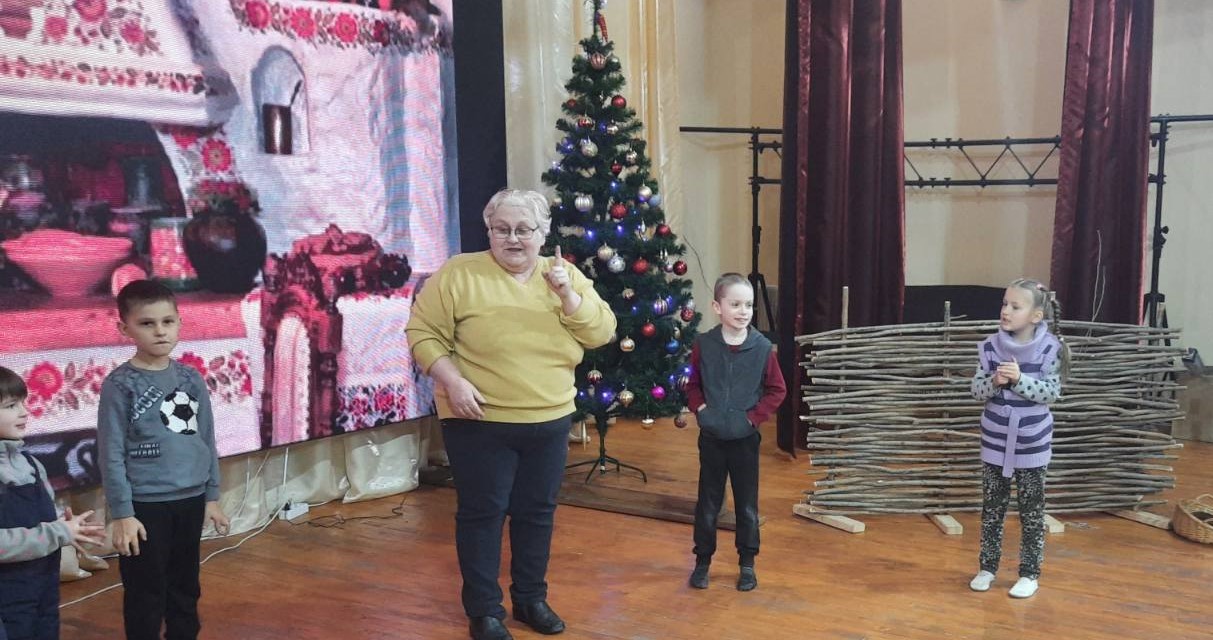 ВЕЧОРНИЦІ НА АНДРЕЯ В БУДИНКУ КУЛЬТУРИ С. ВОВЧИНЕЦЬ
