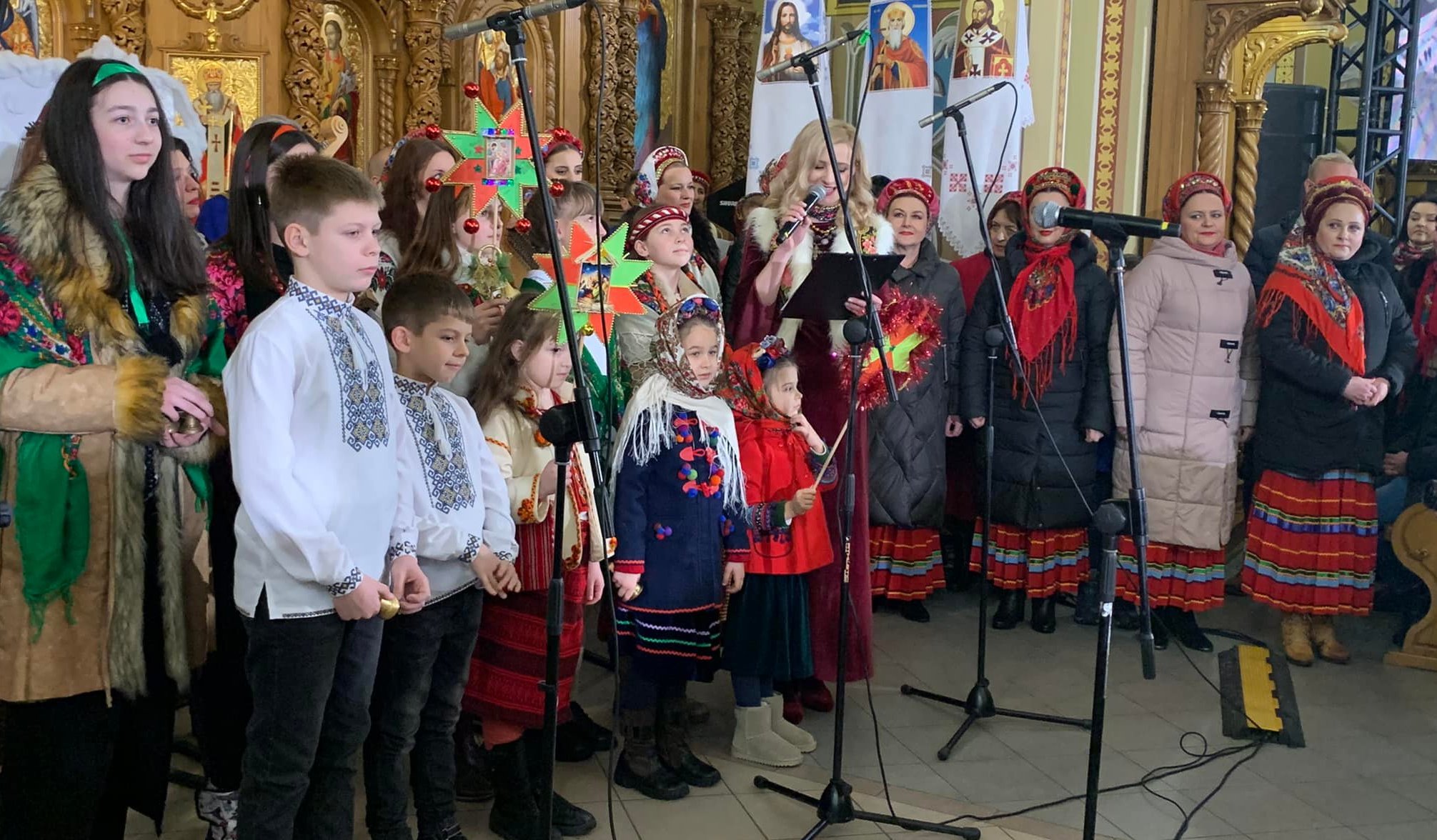 ВІДКРИТТЯ ХІІІ ФЕСТИВАЛЮ "КОЛЯДА НА МАЙЗЛЯХ"