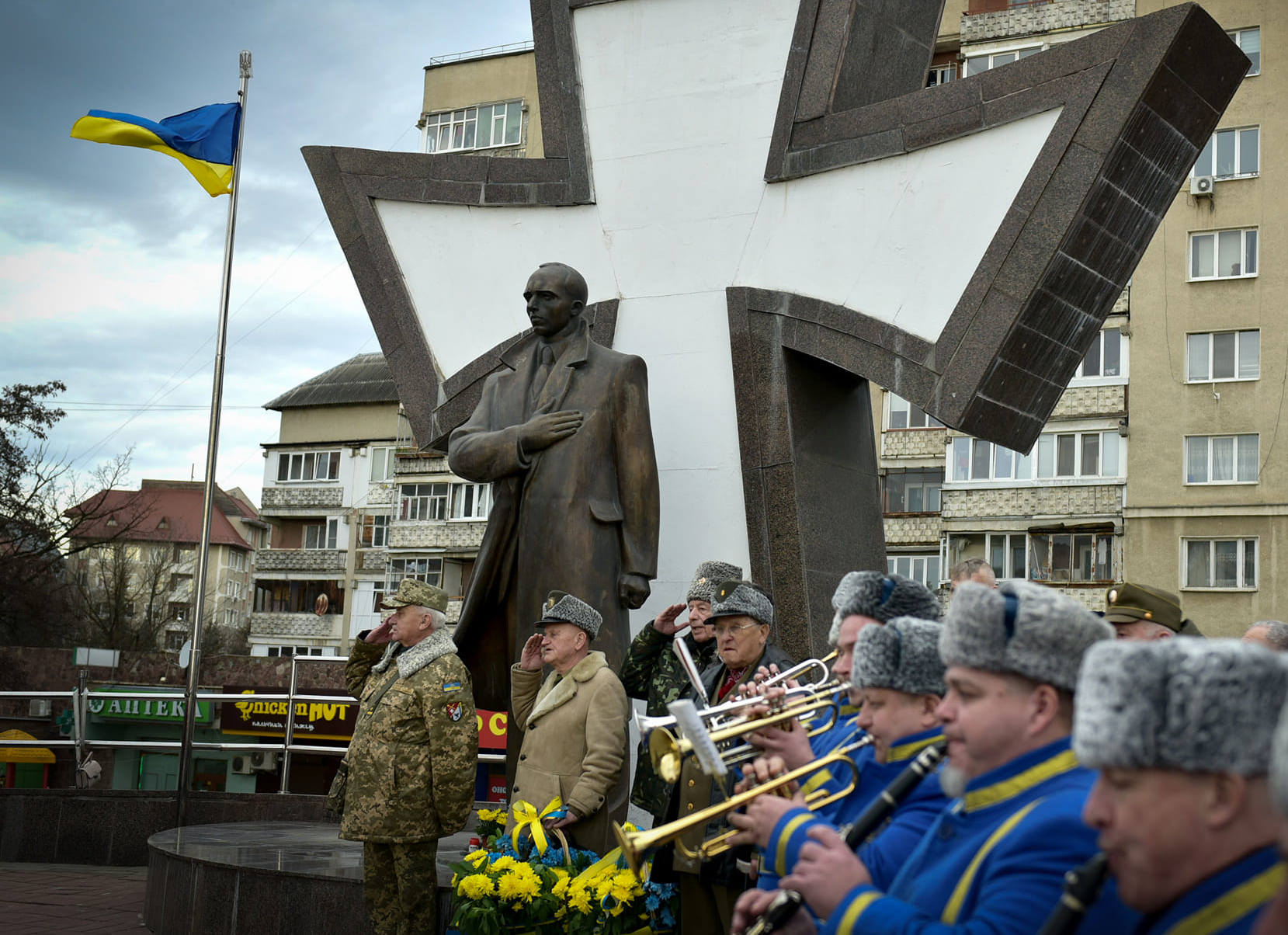 ВІЧЕ З НАГОДИ 114 РІЧНИЦІ ВІД ДНЯ НАРОДЖЕННЯ СТЕПАНА БАНДЕРИ