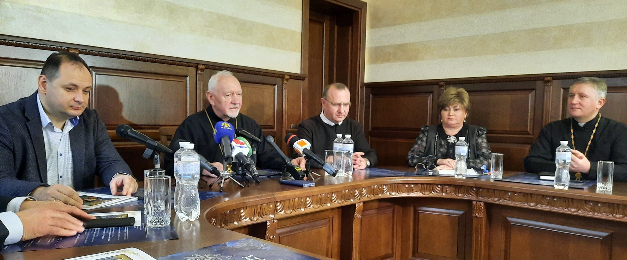8 СІЧНЯ СТАРТУЄ XIV МІЖНАРОДНИЙ РІЗДВЯНИЙ ФЕСТИВАЛЬ "КОЛЯДА НА МАЙЗЛЯХ"