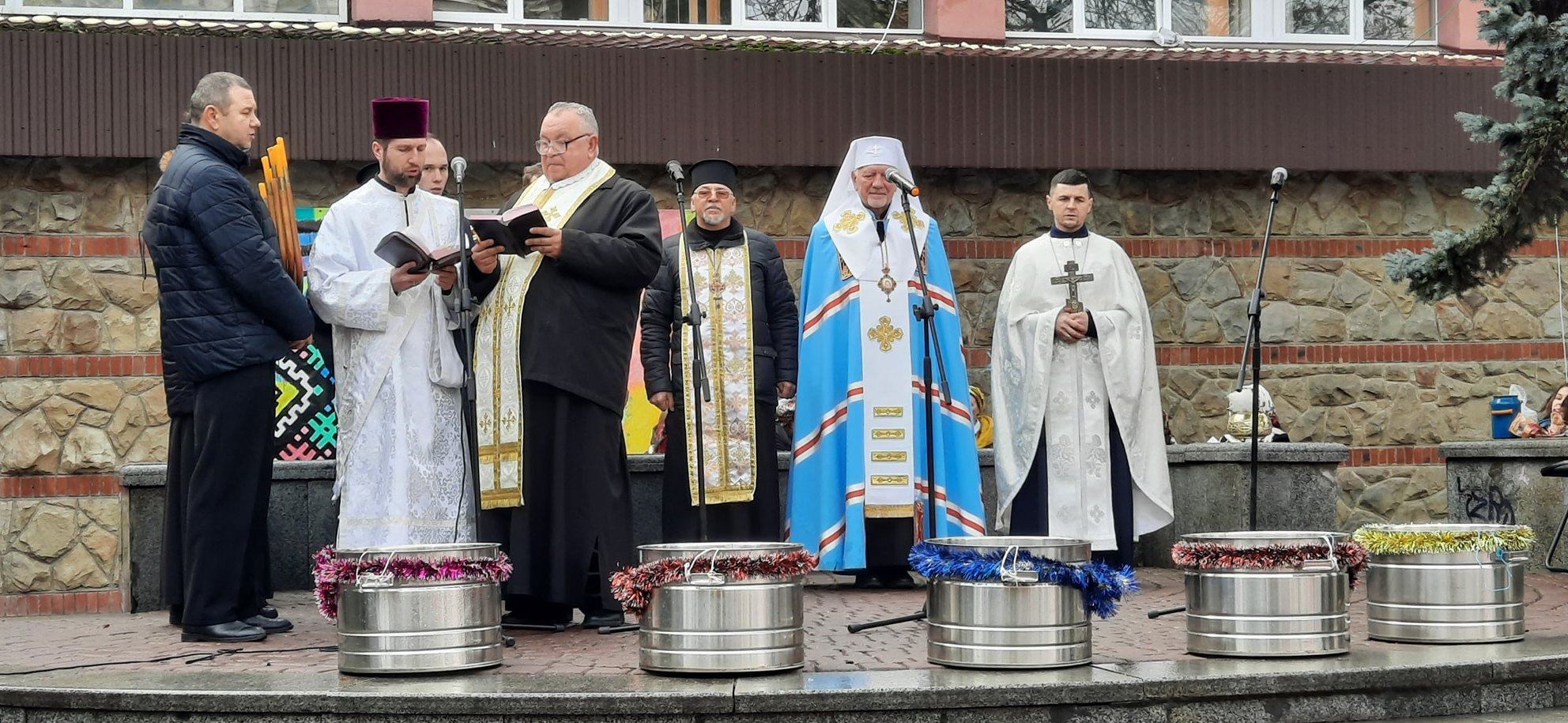 ЗАГАЛЬНОМІСЬКЕ ВОДОСВЯТТЯ