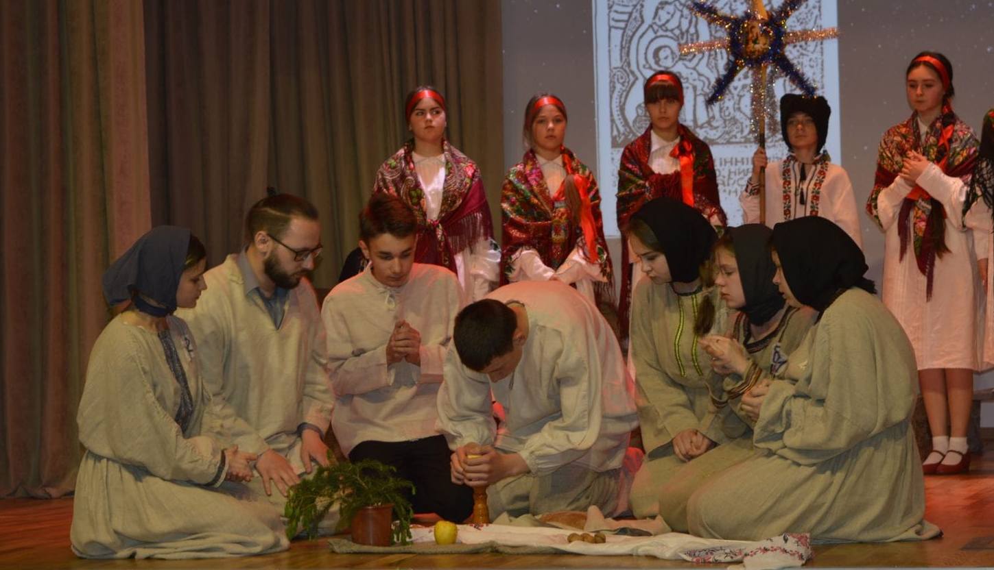 ПОЗА МЕЖАМИ БОЛЮ