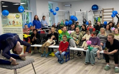 РОЗВАЖАЛЬНУ ПРОГРАМУ ОРГАНІЗУВАЛИ ДЛЯ ВИХОВАНЦІВ РЕАБІЛІТАЦІЙНОГО ЦЕНТРУ «ДОНБАС-ПРИКАРПАТТЯ»