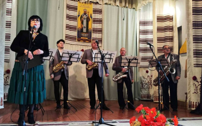 МУНІЦИПАЛЬНІ КОЛЕКТИВИ ВИСТУПИЛИ У МИКИТИНЦЯХ