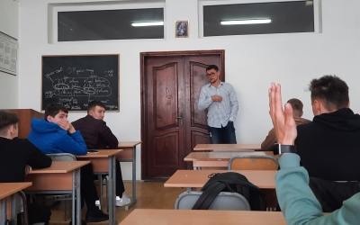 УСПІШНИМ БУТИ ЛЕГКО