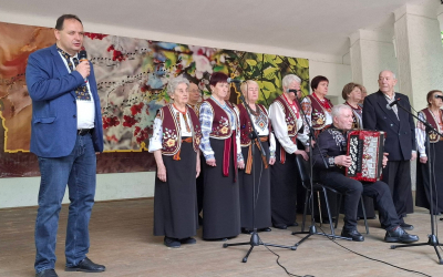В РАМКАХ ПРОЄКТУ "МЕЛОДІЇ ПАРКУ" ВІДБУЛАСЬ ТЕМАТИЧНА ПРОГРАМА ДО ДНЯ ПАМ'ЯТІ ЖЕРТВ ПОЛІТИЧНИХ РЕПРЕСІЙ