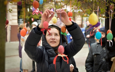 ПИСАНКОВА ІНСТАЛЯЦІЯ В ЦЕНТРІ МІСТА