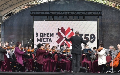 СВЯТКОВІ ЗАХОДИ ДО ДНЯ МІСТА У ПАЛАЦІ ПОТОЦЬКИХ