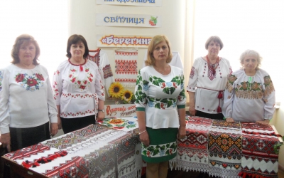 ЧАРІВНА КРАСА ВИШИВАНКИ