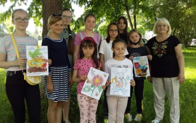 В ОПРИШІВЦЯХ ДІТИ РОЗМАЛЬОВУВАЛИ КАЗКУ