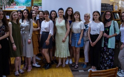 ЛІТЕРАТУРНИЙ ВЕЧІР АНГЛІЙСЬКОЇ ТА АМЕРИКАНСЬКОЇ ПОЕЗІЇ