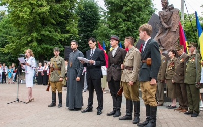 УРОЧИСТЕ ВІЧЕ З НАГОДИ ВІДЗНАЧЕННЯ 80 РІЧНИЦІ ПРОГОЛОШЕННЯ АКТУ ВІДНОВЛЕННЯ УКРАЇНСЬКОЇ ДЕРЖАВИ