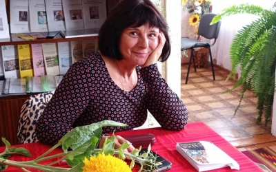 ПРЕЗЕНТАЦІЯ НОВОЇ КНИГИ СВІТЛАНИ ТКАЧУК У ТИСМЕНИЧАНАХ