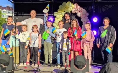 КРИХІВЦІ ФЕЄРИЧНО ВІДСВЯТКУВАЛИ  594 РІЧНИЦЮ!