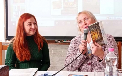 У БІБЛІОТЕЦІ ВІДБУЛАСЯ ЗУСТРІЧ З НАТАЛІЄЮ ДАНИЛЮК