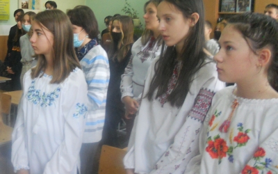 ЗАПАЛИ СВІЧКУ ПАМ'ЯТІ