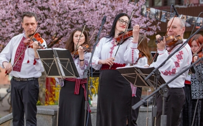 ВЕЛИКОДНІЙ ТИЖДЕНЬ У ЗАКЛАДАХ КУЛЬТУРИ