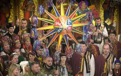 РОЗПОЧАВСЯ ХІV МІЖНАРОДНИЙ РІЗДВЯНИЙ ФЕСТИВАЛЬ "КОЛЯДА НА МАЙЗЛЯХ"