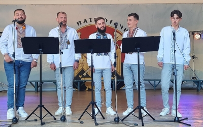 "ADORO" СПІВАЛИ НА ПІДТРИМКУ ЗСУ