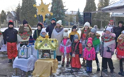 БЛАГОДІЙНА РОЗКОЛЯДА У КРИХІВЦЯХ